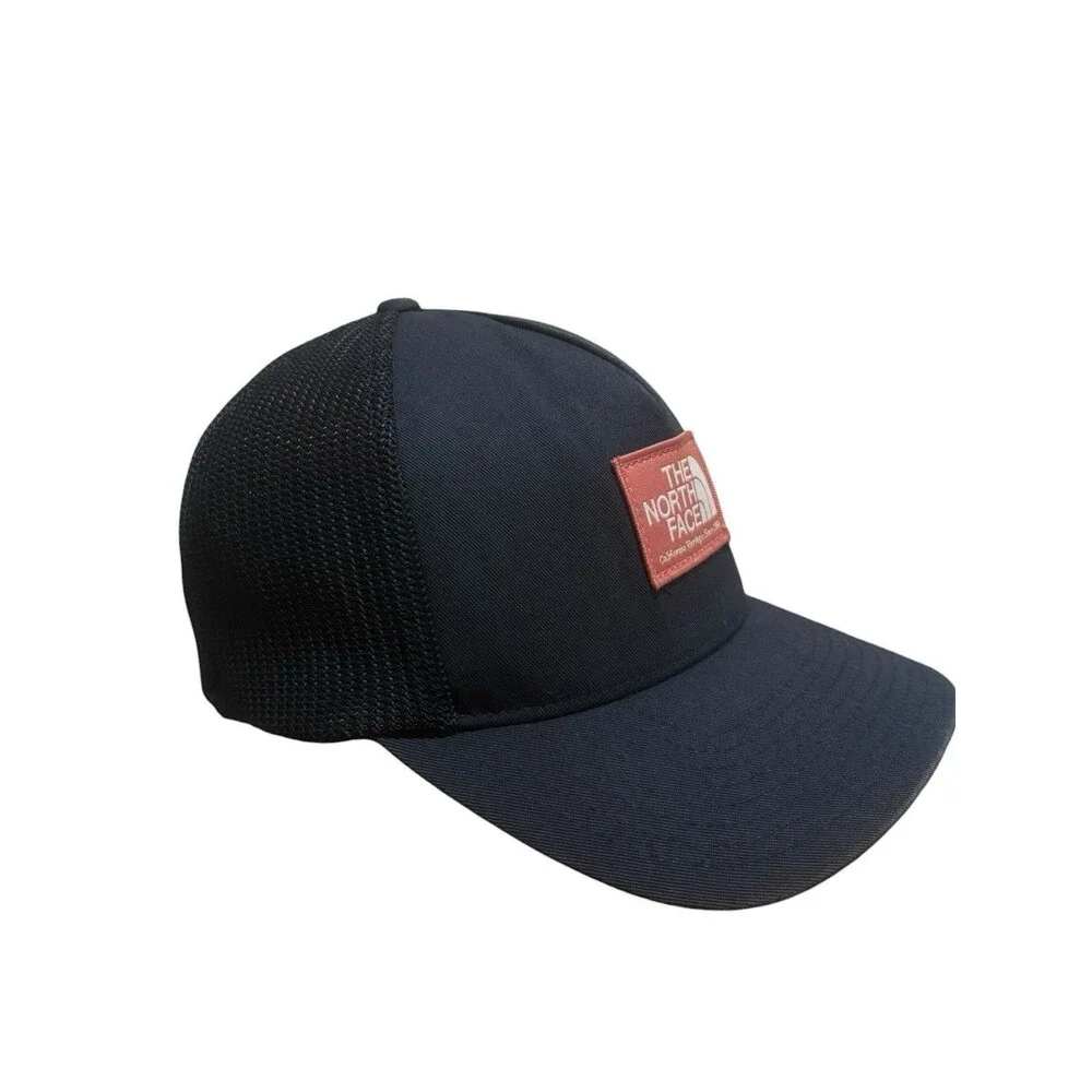The North Face Flexfit 100 ‘’California Heritage Since 1966’’ Navy Trucker Cap